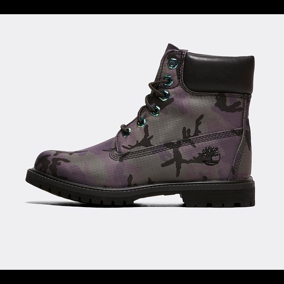 Timberland 6” IRIDESCENT WATERPROOF BOOT IN BLACK CAMO matte leather & metallic - Picture 4 of 14